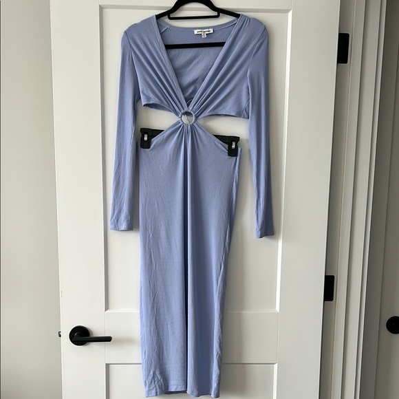 Elegant Blue Long-Sleeve Dress - Picture 4 of 5
